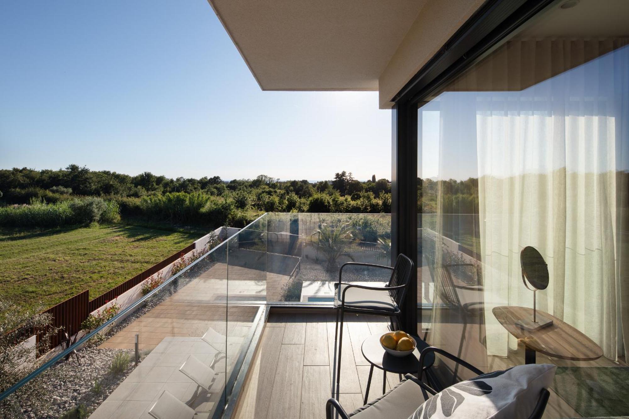 Brand New S58 With Heated Pool * Poreč