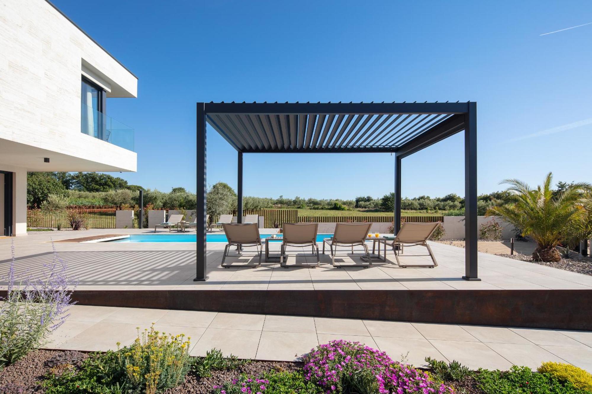 Villa Brand New S58 With Heated Pool
