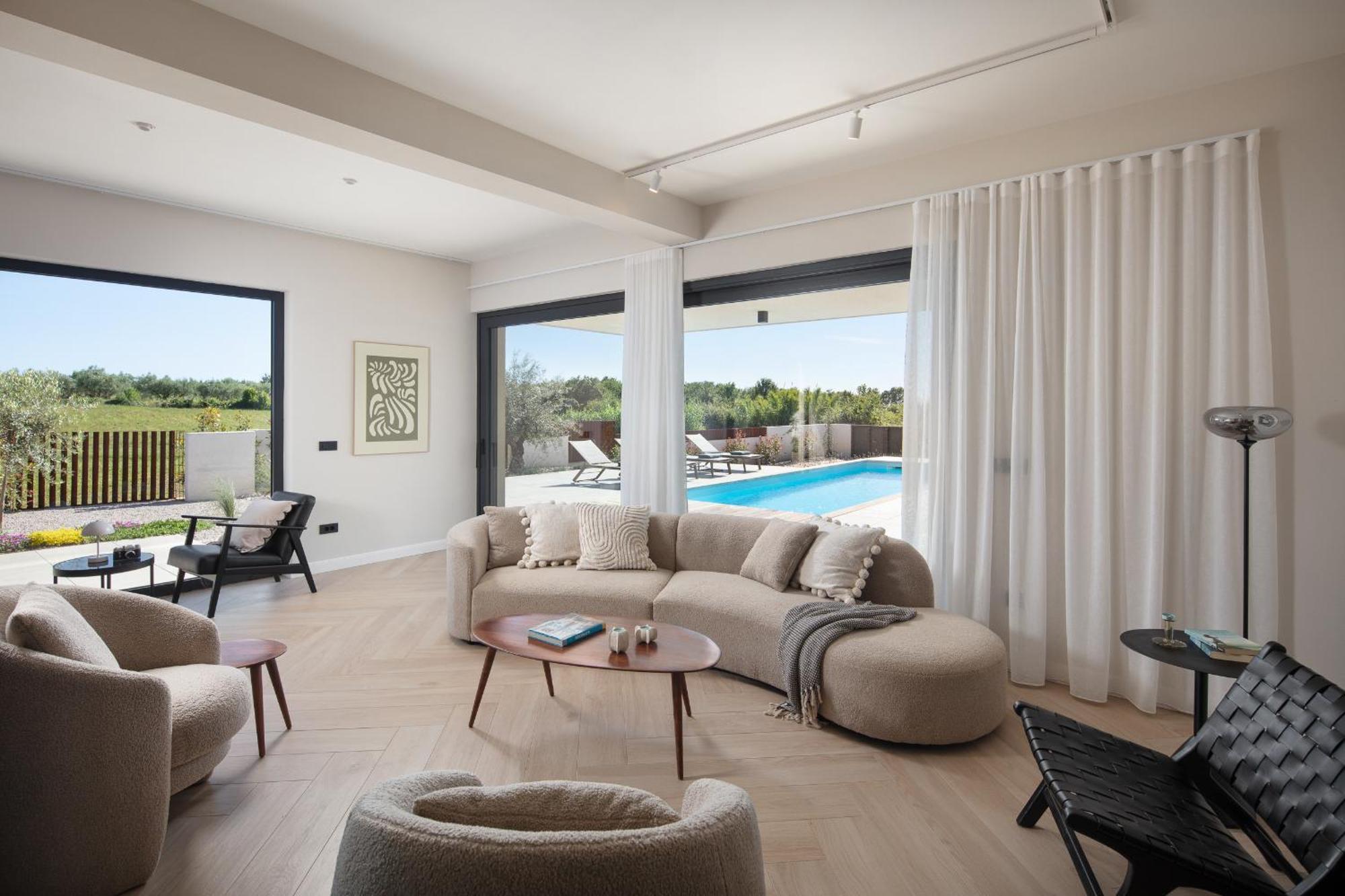 Villa Brand New S58 With Heated Pool Poreč